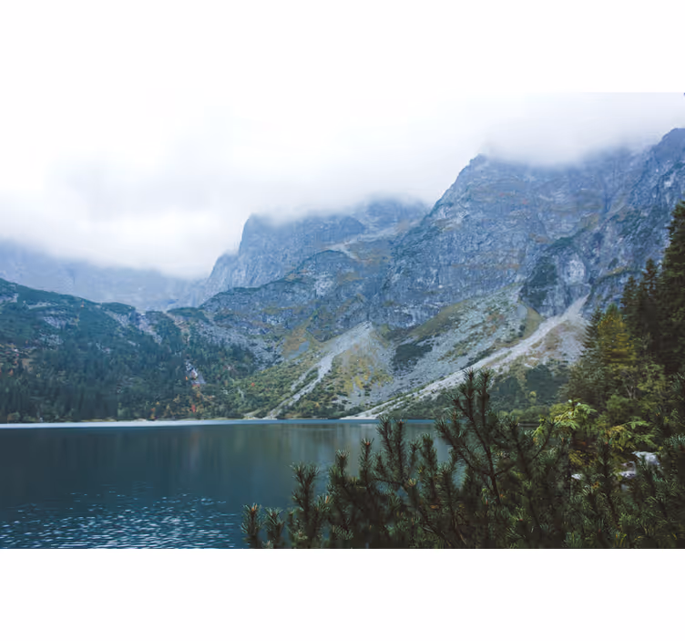 Grüne fototapete morskie oko in den tatra bergen - TenStickers