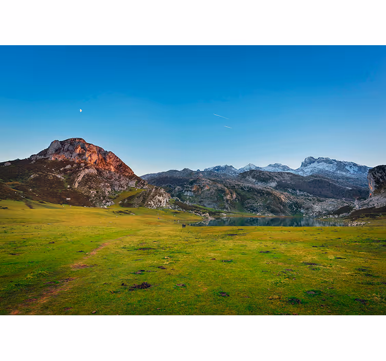 Picos von europa bergwand Fototapete - TenStickers