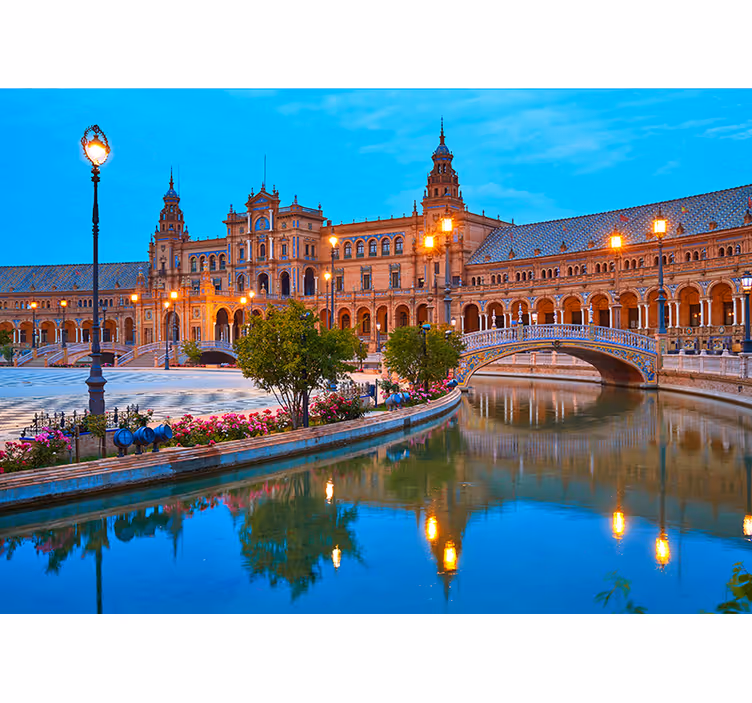 Sevilla am Abend Fototapete - TenStickers