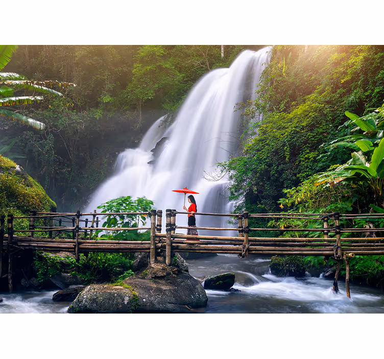 Fototapete landschaft mit ruhiger wasserfall-szene - TenStickers