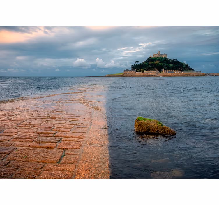 Fototapete Landschaft blick auf die burg am meer - TenStickers