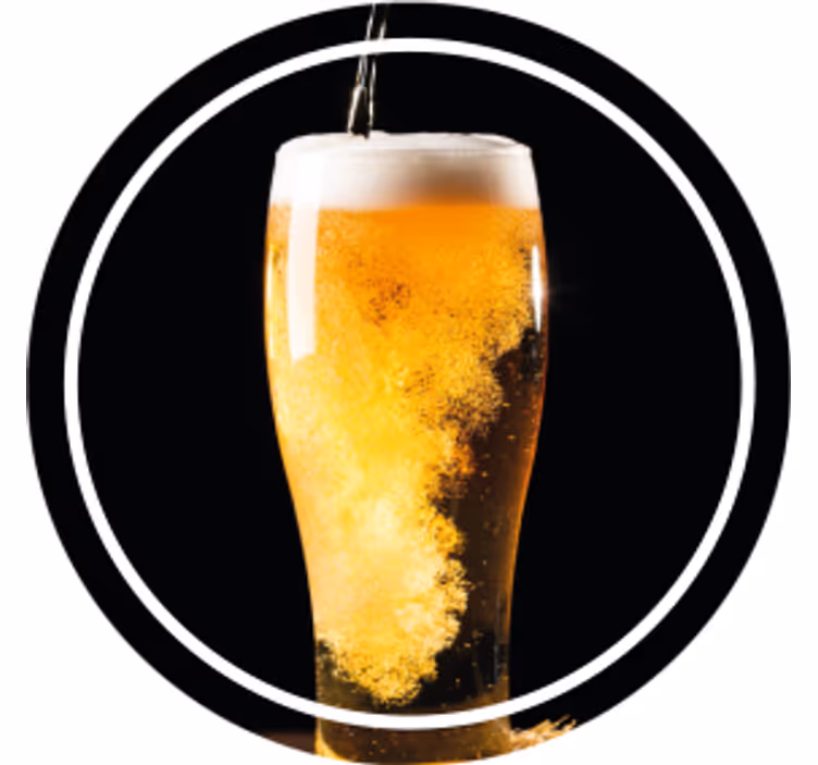 Untersetzer bier sprudelndes bier im glas - TenStickers