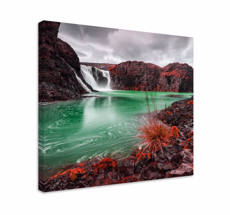 Wandbilder landschaft wasserfall mit grünem pool - TenStickers