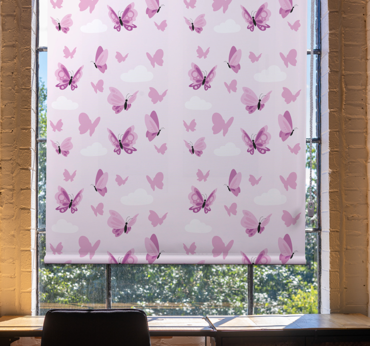 Rollo Fenster Schmetterlinge rosa flattern und wolken - TenStickers