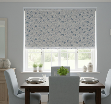 Rollo fenster esszimmer florales blaues hamptons-muster - TenStickers