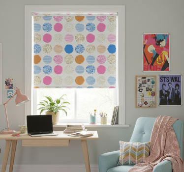 Rollo fenster jugendzimmer mit buntem punktmuster - TenStickers