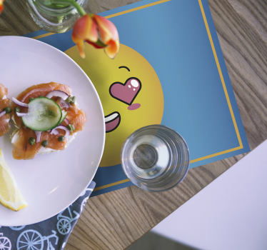 Kinder Tischset Herz augen emoji - TenStickers