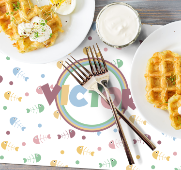 Platzset mit Namen bunte Gräten - TenStickers