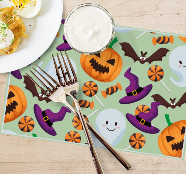 Tischset halloween mit bunten halloween-elementen - TenStickers