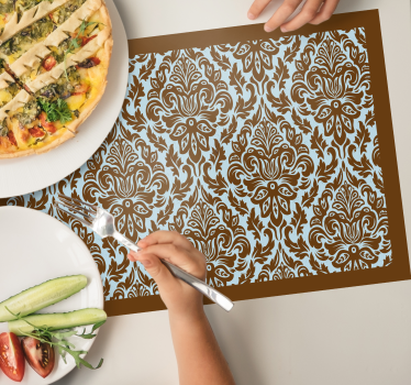 Tischset textur mit filigranem blumenemblem - TenStickers