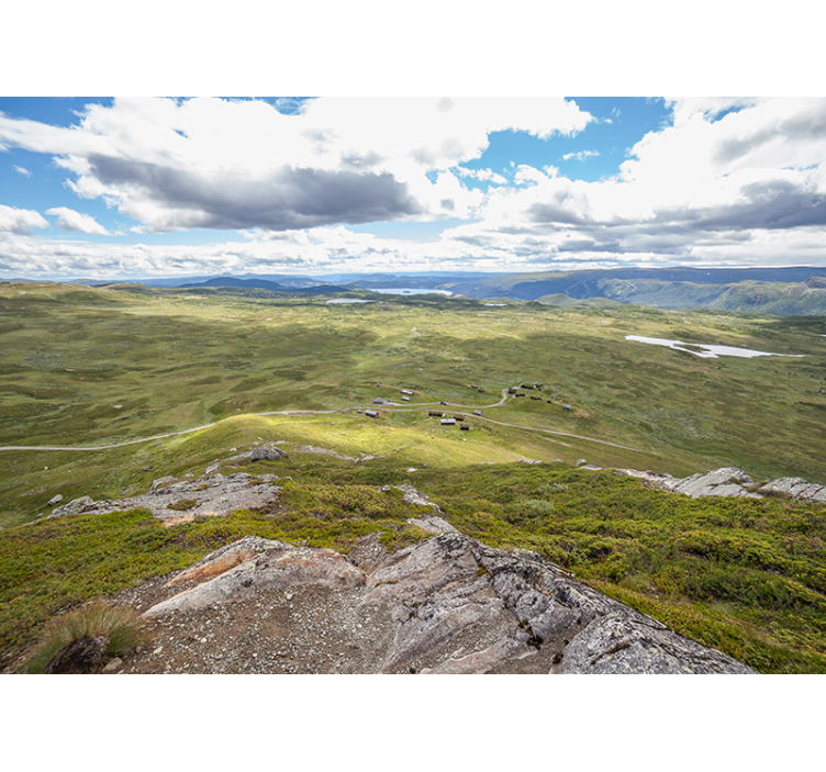 Fototapete landschaft mit bergiger grünaussicht - TenStickers