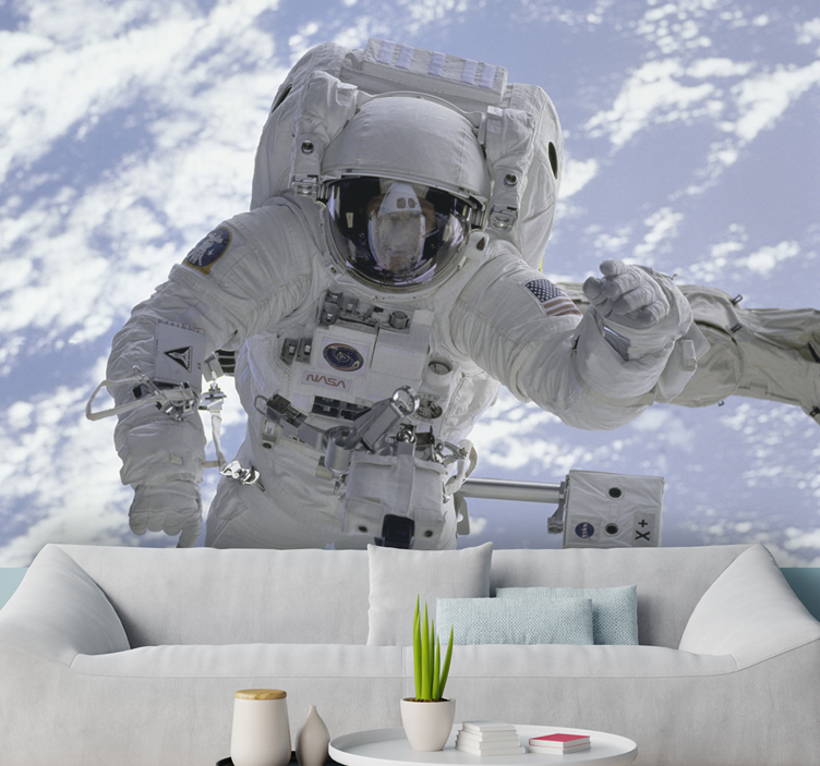Austronaut im Weltraum Landschaft Fototapete - TenStickers