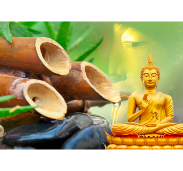 Goldener Buddha mit Wasserspiel Fototapete - TenStickers