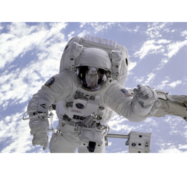 Austronaut im Weltraum Fototapete für Schlafzimmer - TenStickers