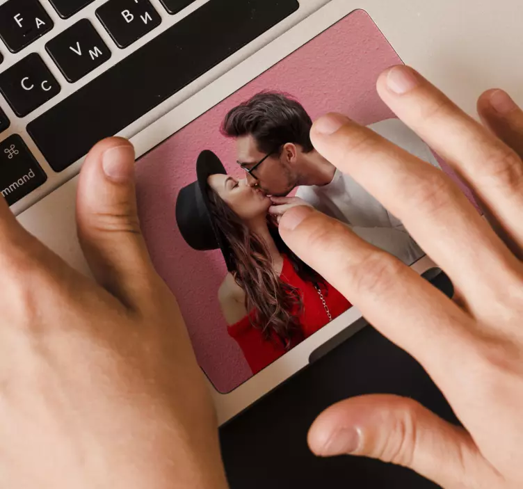 Touchpad Aufkleber laden sie ihr bild hoch - TenStickers