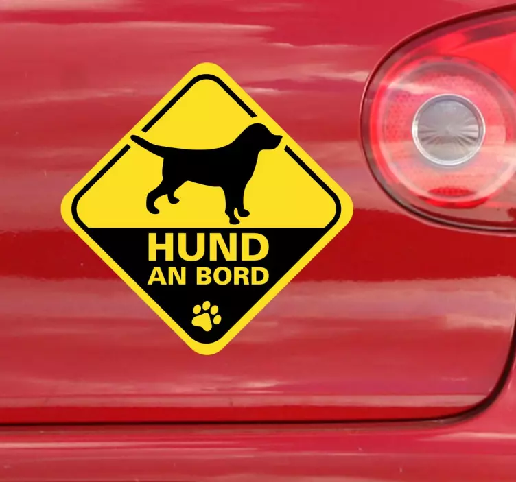 Autoaufkleber Hund an Bord - TenStickers