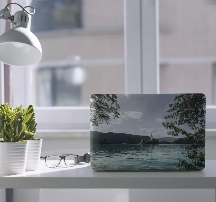 Laptop Aufkleber malerischer seeblick - TenStickers