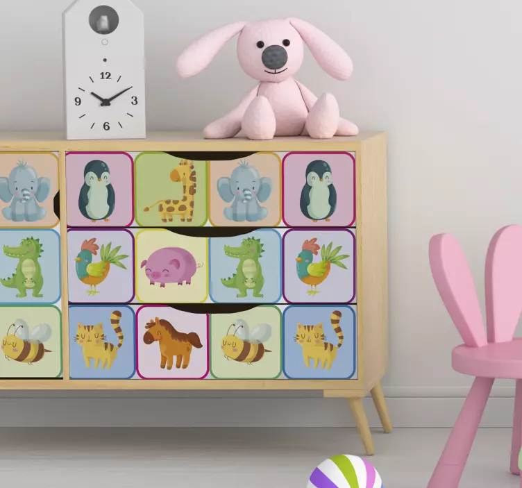 Süße Tiere Kinder Möbel Folie - TenStickers