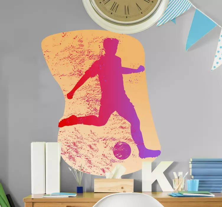 Wandtattoo Fußball dynamische kick-silhouette - TenStickers