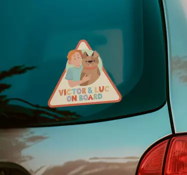 Aufkleber Auto Kind und Hund an Bord - TenStickers