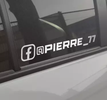 Autoaufkleber rennsport facebook - TenStickers