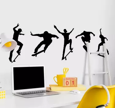 Wandtattoo Sport 5 skateboards - TenStickers