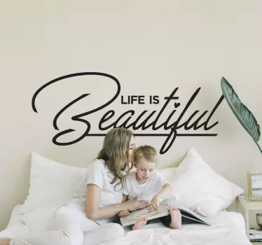 Wandtattoo Sprüche Life is Beautiful - TenStickers